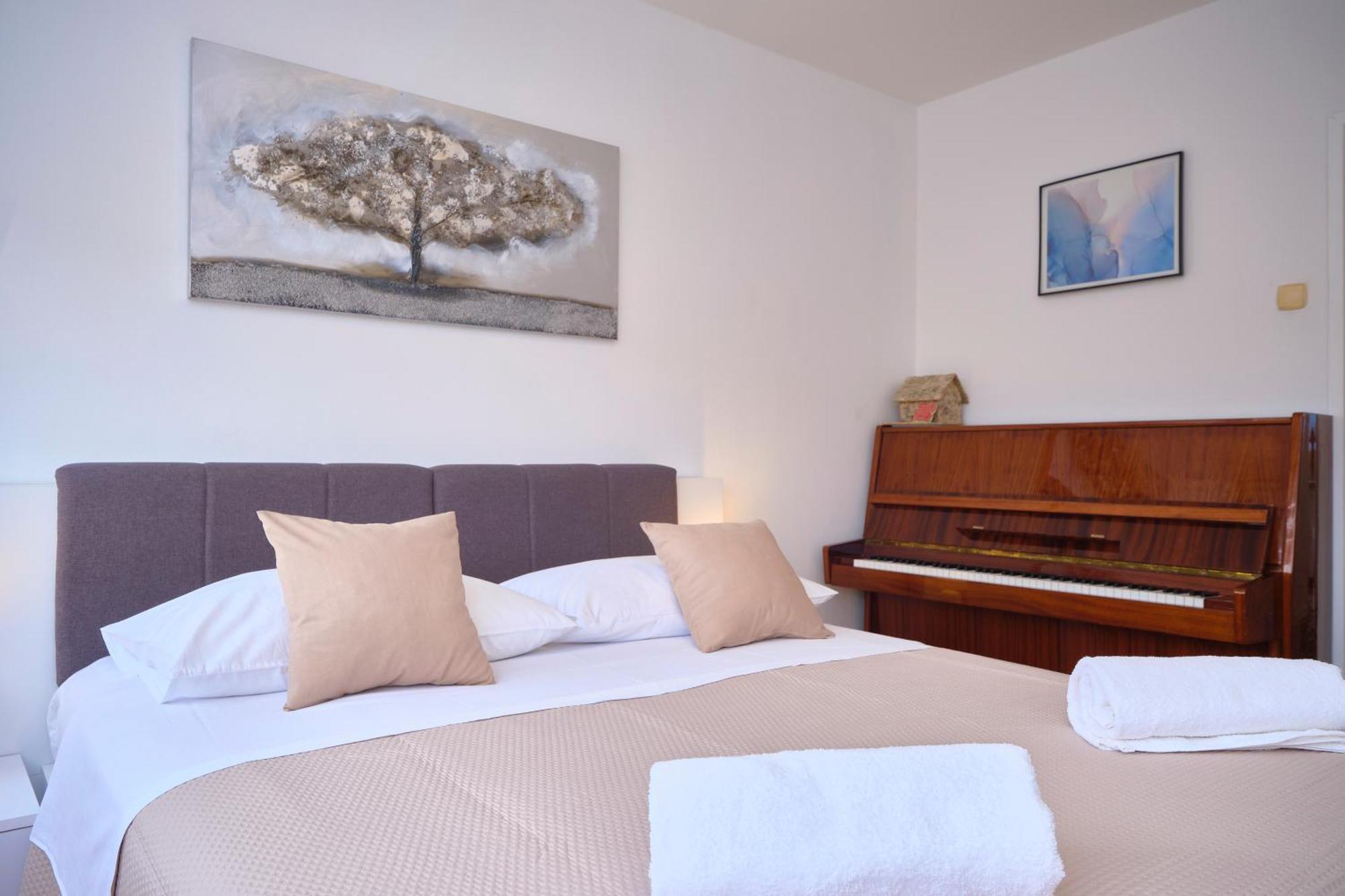 Sunny Apartment สปลิท ภายนอก รูปภาพ